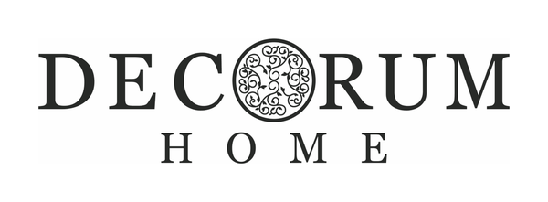 Logo de Decorum, tienda de muebles y decoración en Tomares
